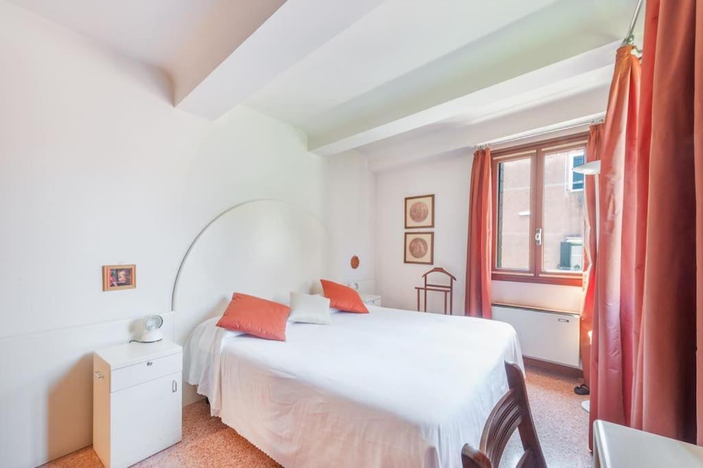 Ca' De La Comare, Relaxing And Elegant Apartment On Canal Grande Venetië Buitenkant foto
