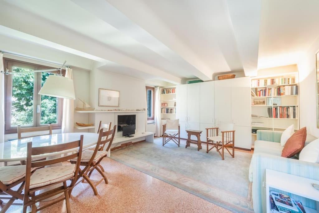 Ca' De La Comare, Relaxing And Elegant Apartment On Canal Grande Venetië Buitenkant foto