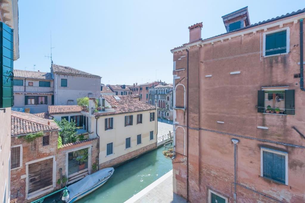 Ca' De La Comare, Relaxing And Elegant Apartment On Canal Grande Venetië Buitenkant foto