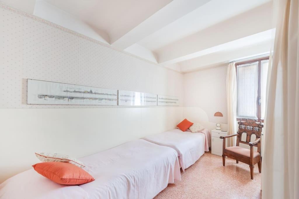 Ca' De La Comare, Relaxing And Elegant Apartment On Canal Grande Venetië Buitenkant foto